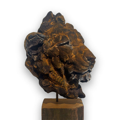 L'Adolescence – Tête de lion en céramique, sculpture de Ronceval, vue de profil droit